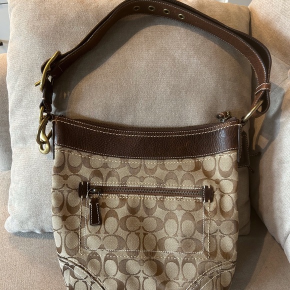 Coach shoulder bag - Picture 4 of 10